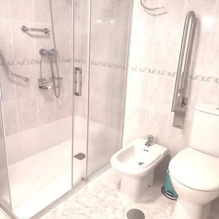 Lägenhet Charming & Spacious In Historic Centre & Short Walk To Alicante
