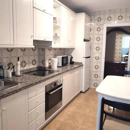 Lägenhet Charming & Spacious In Historic Centre & Short Walk To Alicante